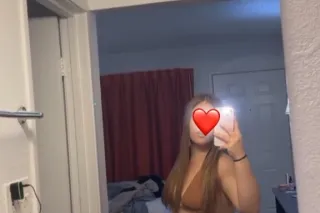 Top Tier snow bunny availble 2... - Image 2