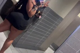 INCALLS & OUTCALLS 💕 CREAMY PUSSY LATINA - Image 1