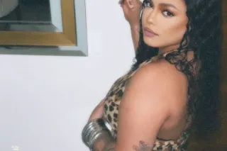 Available - Image 3
