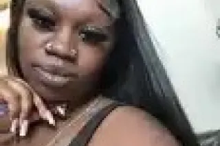 COME SEE YOUR FAV SHORT THICK BS - Image 1