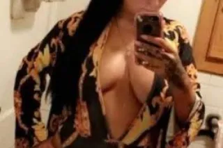 2 bitches one nut 💦🍆 - Image 6