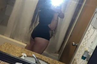 AVAILABLE ALL NIGHT💋 - Image 4