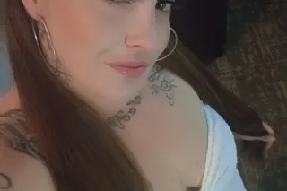 ❤Step Sister'slooking for some... - Image 2