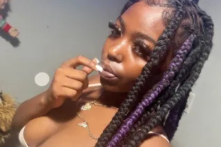 coco🍫😍 - Image 1