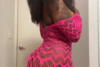 Sexy Tight Ebony💋OnFridayWeFuck🅿WeekdayVibes💜Available24/7🤞🏾👌🏾Pretty Pussy💦 📍 - Image 1