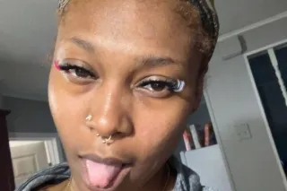 🔥 Your Favorite Fantasy Just Texted Back 💄 - Image 1