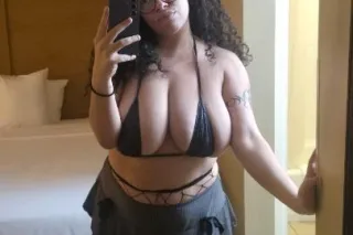 Thick mommy milkers 😍 - 22 - Image 1