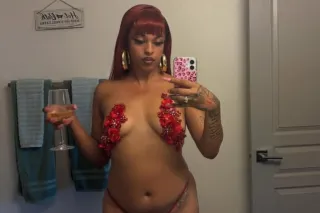 NURU MASSAGES😍😍🩷TALL SEXY HORNY HAWAIIAN GIRL READY FOR YOU👅 OUTCALLS AND CARDATES 👅 LET ME BE YOUR FANTASY 😘 AVAILABLE ALL DAY, LETS HAVE FUN BABY - Image 7