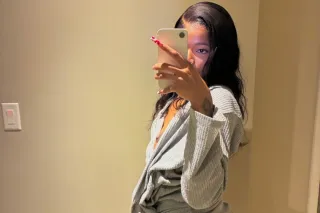 pretty petite w a phatt ah ! 🫣... - Image 2