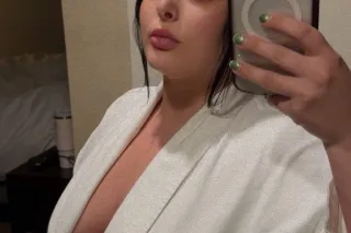 GENTLEMENS FIRST CHOICE 🏆 MIDDLE EASTERN GIRLY IN TOWN TO PLEASE YOU 💦 WETEST PUSSY AROUND ♥ - Image 3
