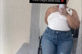 𝐂𝐋𝐈𝐂𝐊 and 𝐆𝐄𝐓 𝐒𝐔𝐂𝐊𝐄𝐃🍦👅 Let me milk that dick wit my throat 🤪 - Image 7