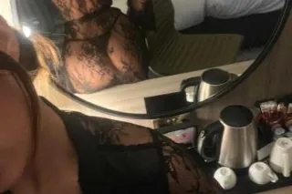 ✅✅ anal queen ** french kissin... - Image 1