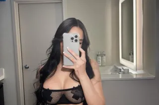 somos dos lindas chicas colombianas nuevas en la ciudad naturalmente hermosa, con 23 aos y 25 una energa que simplemente no vas a olvidar… 😈💫 - Image 3