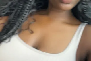 CUM SEE ME AVAILABLE ALL NIGHT😘 - Image 1