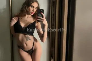 Vika, agency Brilliant. Last seen online: 28.6.2026 - Image 9