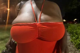 Fun Fridayy 👋🏾💦🍑🍒in/outcall - Image 2