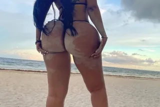 Soy una Hermosa Latina🍌🎁 independiente que solo busca pasarla bien y hacerte disfrutar de un rico momento de pasin luego de una larga jornada de trabajo😋🌺 - Image 2