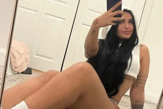Soy una Hermosa Latina🍌🎁 independiente que solo busca pasarla bien y hacerte disfrutar de un rico momento de pasin luego de una larga jornada de trabajo😋🌺 - Image 3