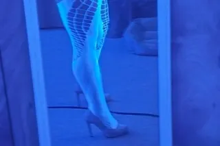 Outcall available, I'm curvy and cute with a big booty ;) - Image 4