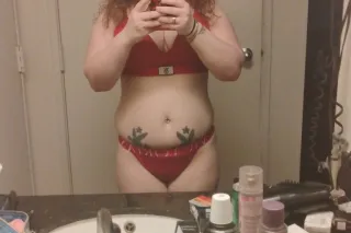 hey guys looking for some fun ..please no law enforcement NO RAW - Image 1