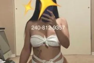 SeXxy Amazing Naughty Busty Brunette Hottie..(AMAZiNG} (SPECIALS) - Image 8