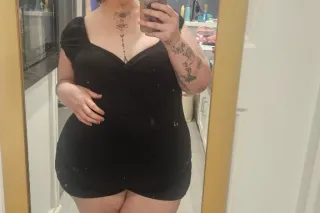 Unforgettable PAWG with Charisma & Ass for days - Image 9