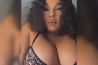 Sexy Thick Mixed Tranny ..BBJ/RIm job and a FAT ASS to Pound - Image 5