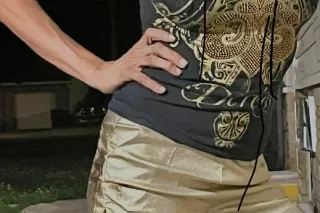 looking for gentleman who is open minded phone calls only please call do not text - Image 3