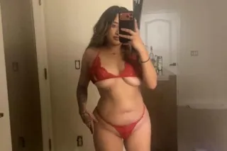 Slymar 7/10 Avalible Latina 💚 2 girls TEXT yes i verify - Image 1