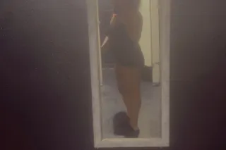 your favorite babe is back 🖤💋✨ - Image 1