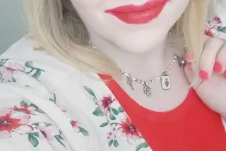 Let Me Be Your Geeky Blonde Girl-Next-Door, In A Petite Pin-Up Package! ✷ Upscale ✷ Independent ✷ Massage ✷ Genuine Connection! ✷ (IN/OUT) - Image 4