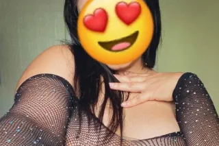 sexy latina disponible para us... - Image 2