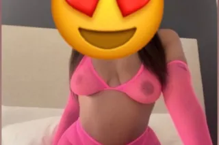 Pretty Pussy Ready To Fuck ❤ -... - Image 3