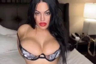 European italian upscale model... - Image 3