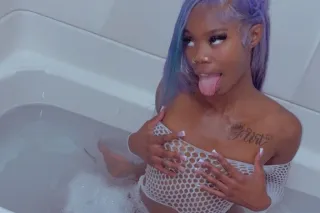 😍💦 TINK 🧚5’2 PETITE 🍫 TREAT READY TO MEET😋💦AVAILABLE NOW✅ OutCall Cardate 🚗🥰 Pls Money READY ‼ - Image 3