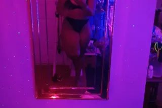 Nc Beat feet ass worshipping Ass fetish 👀👀 facesitting facesmother paddle 🏓 weggies session naughty boys - Image 11