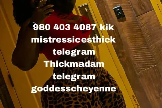 Nc Beat feet ass worshipping Ass fetish 👀👀 facesitting facesmother paddle 🏓 weggies session naughty boys - Image 4