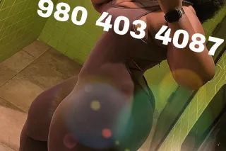 Nc Beat feet ass worshipping Ass fetish 👀👀 facesitting facesmother paddle 🏓 weggies session naughty boys - Image 1