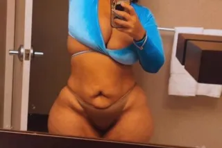 pretty sweet curvy girl big butt tiny waist - Image 8