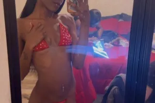 Slim 👌🏽petite & sweet 😘the best freak💦 in your life cum feel my tonsils 😋5⭐ - Image 4