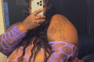 NO BARE SEX EVER 🔆😉Cum Drill me 😜✨🔥 BBW LONDONN– Your Curvy Dream Escape🔥💞⚠ YES IM AVAILABL - Image 11