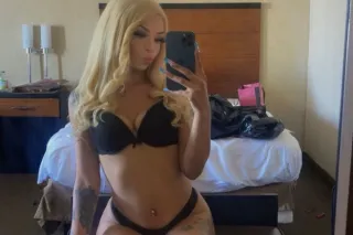 EYECANDY🍭🍭SEXY Puerto Rican 😍 ... - Image 4
