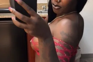 IN AND OUT!! 💋🍒💦SEx with ME so AMAZING!! i love to Fuck! and i look good Enough 2Eat!!! 😋 - Image 1