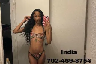 PETITE TREAT 😍 petite ebony bombshell 😝 super wet and tight come try 😍 - Image 1