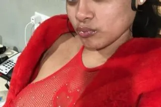 💦🍑 NAUGHTY AND NASTY LATINA GU... - Image 2