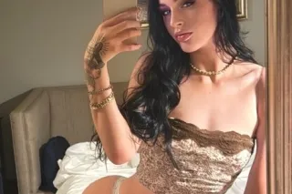 COME PLAY BETWEEN MY THIGHS BABY✨ 💋💦 YES IM A REAL PERSON 🩷👑 - Image 10