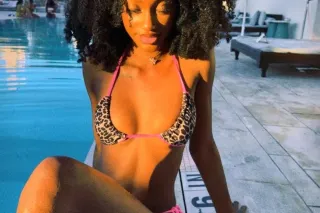beautiful brown skin avaliable... - Image 4