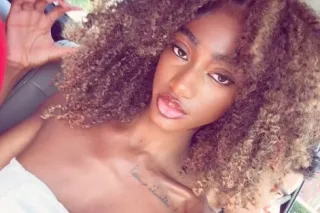 beautiful brown skin avaliable... - Image 1