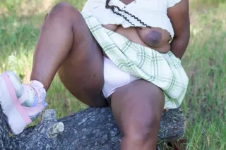 sweet treat bbw looking to giv... - Image 3