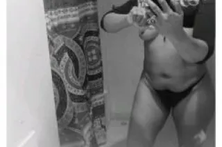 Super Sexy Hottie - 43 - Image 1